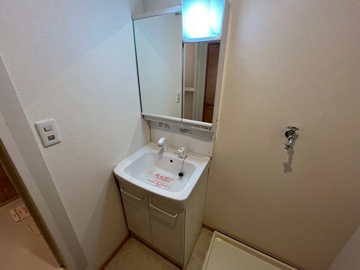 レジデンス英賀保の物件内観写真