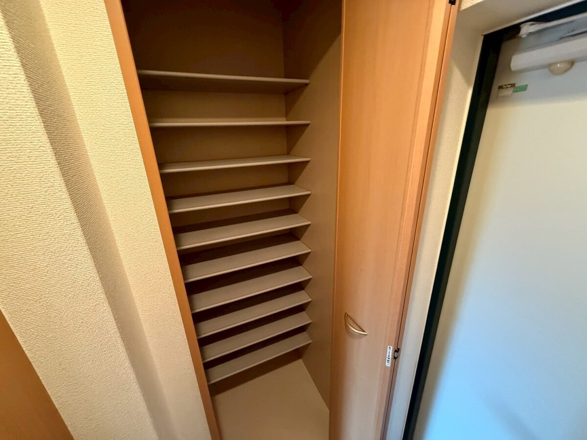 アラモアナの物件内観写真