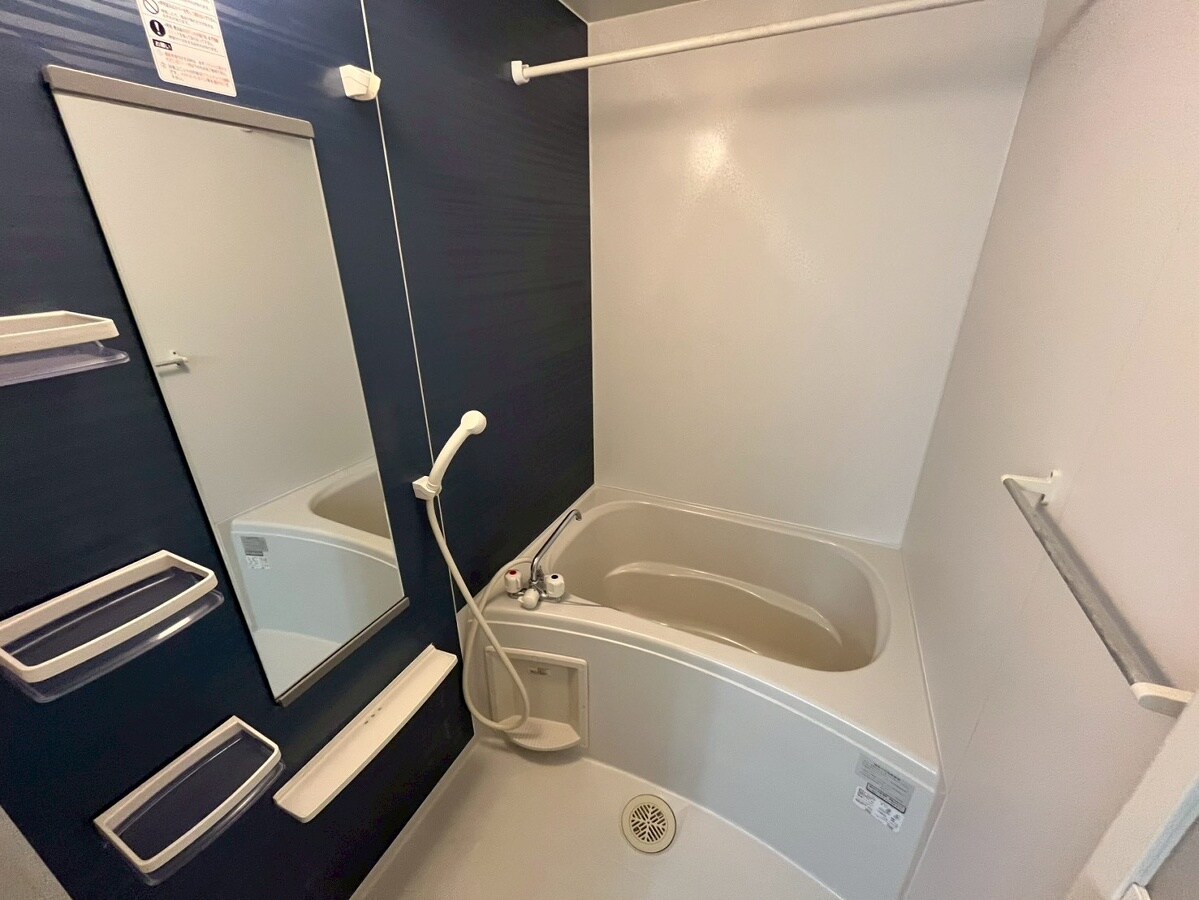 ワイズ コンブリオの物件内観写真