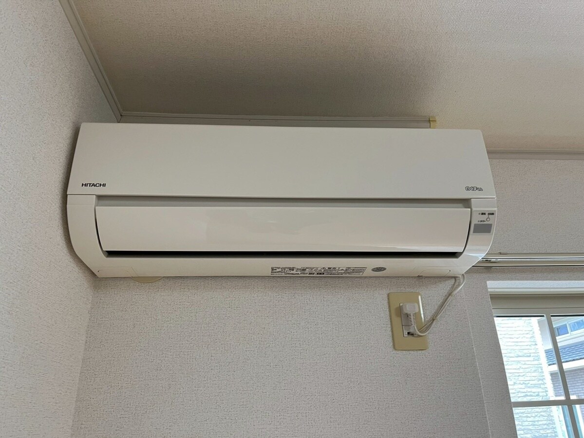 ワイズ コンブリオの物件内観写真