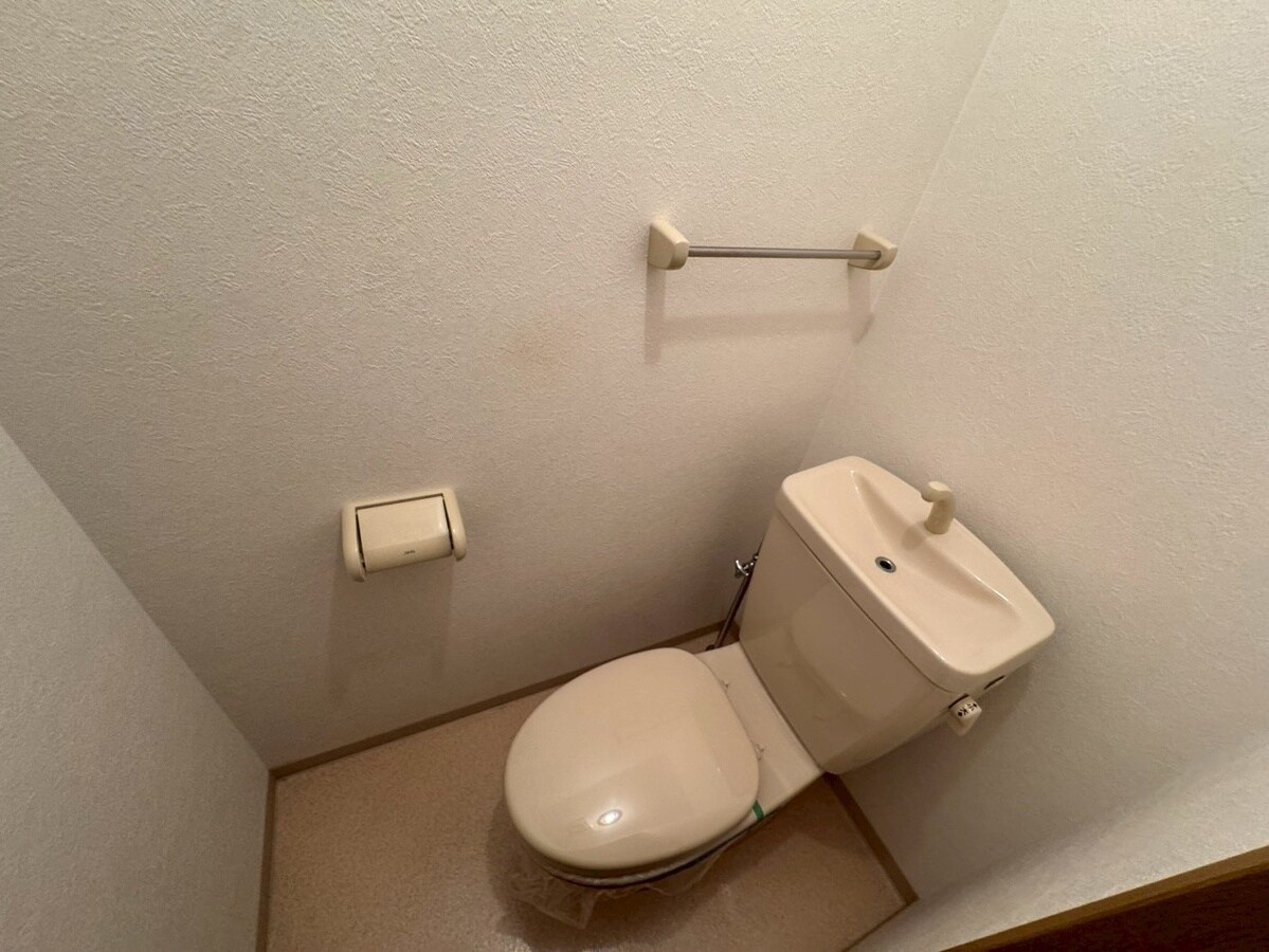 ネオクオーツ幸 弐番館の物件内観写真