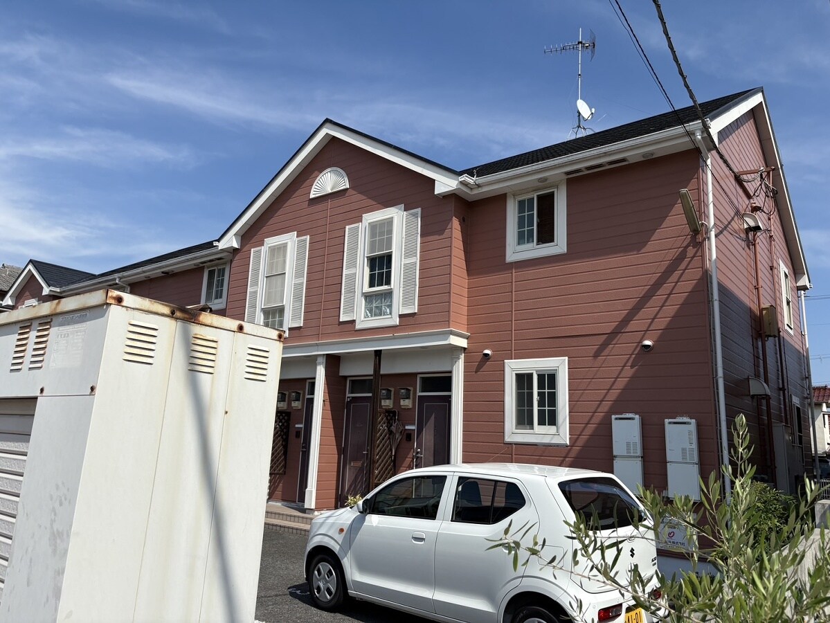 ウエストウッドの物件外観写真