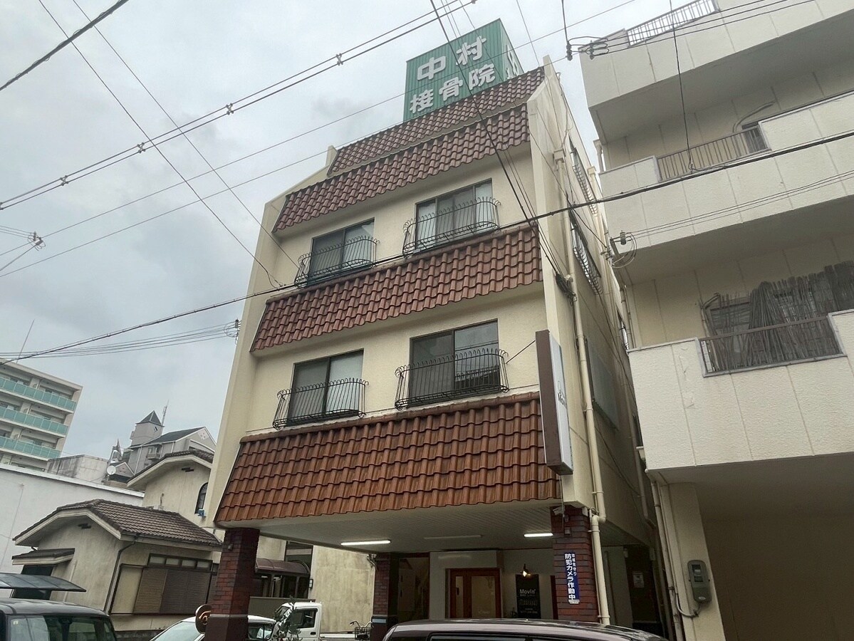 中村マンションの物件外観写真