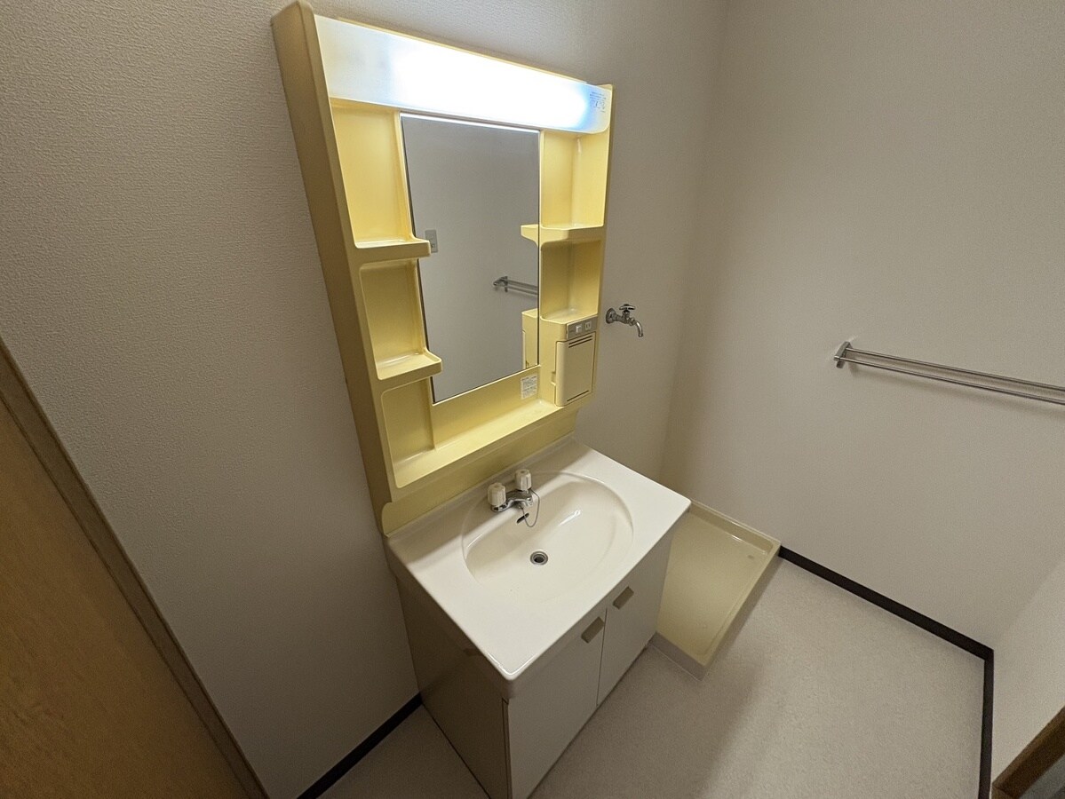 ヌーベ・ゆらのの物件内観写真