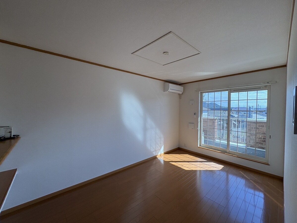 ヴィラ・ポポラーレⅠの物件内観写真