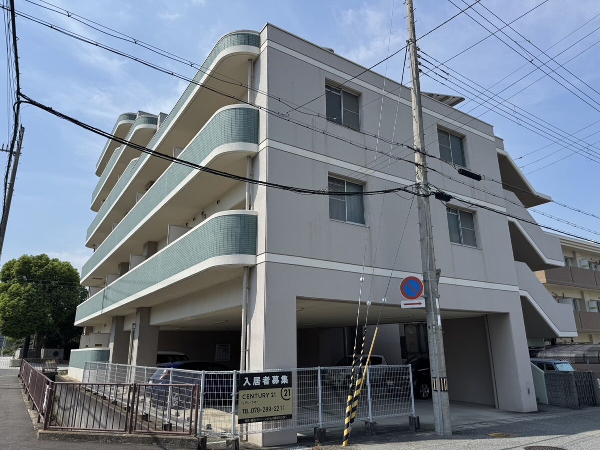 リバーサイド白鷺の物件外観写真