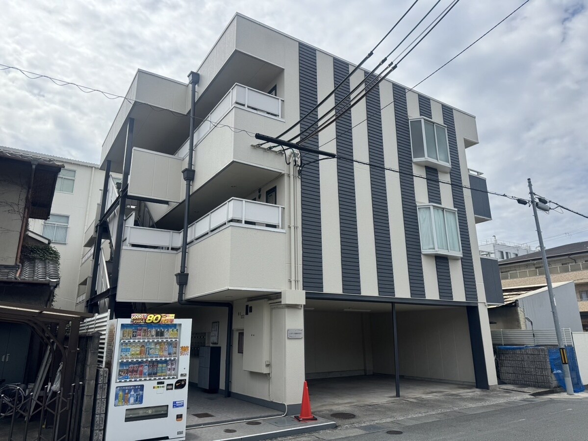 レジデンス姫路WESTの物件外観写真