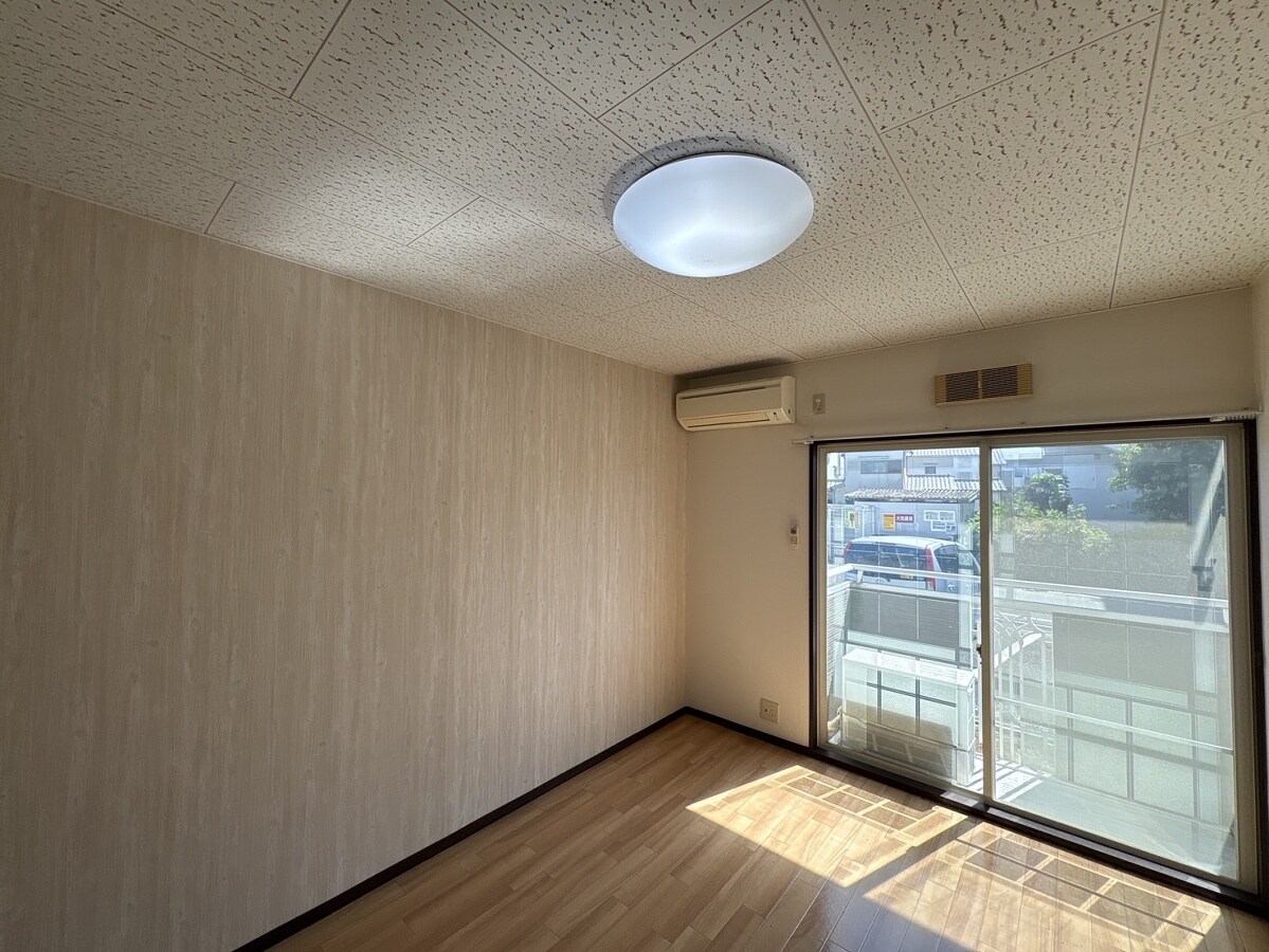 サンライフ・アイ E棟の物件内観写真