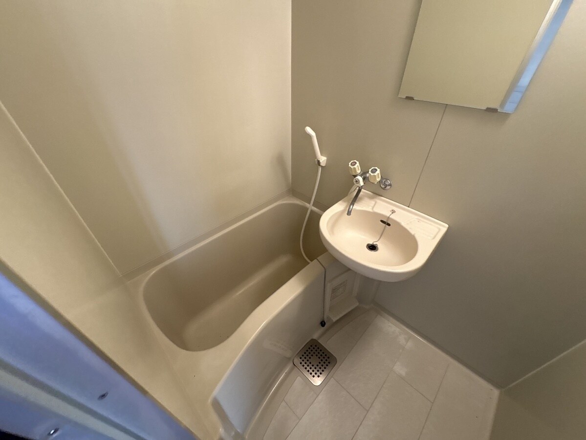 サンライフ・アイ E棟の物件内観写真