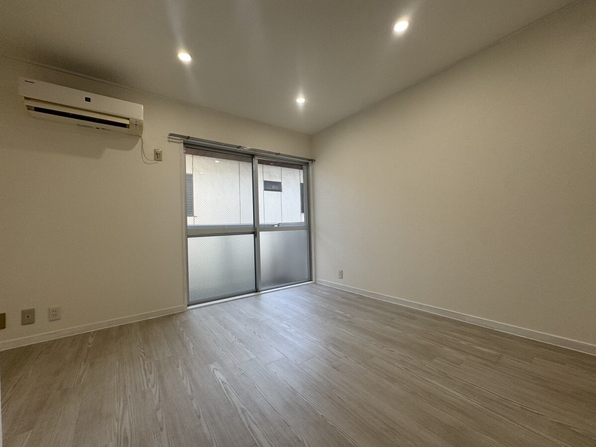 白国弘友ハイツの物件内観写真