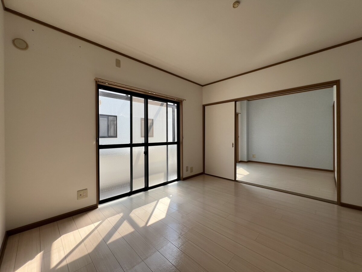 ピュアコート西夢前台の物件内観写真