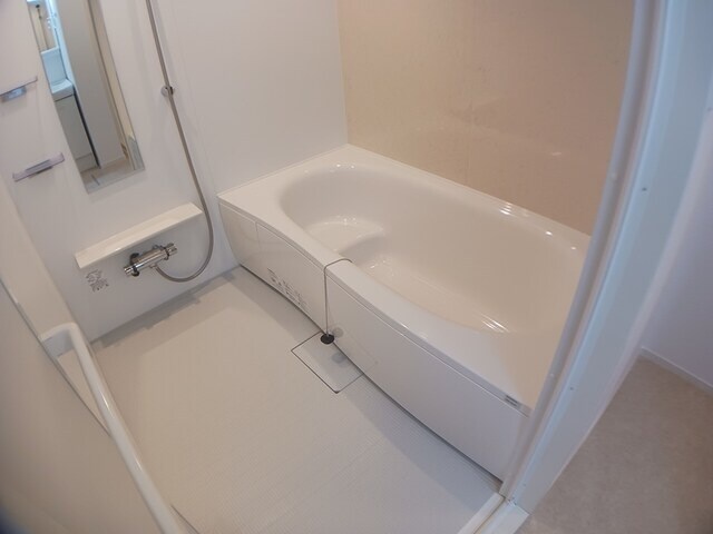 シャリティ・ベルⅠの物件内観写真