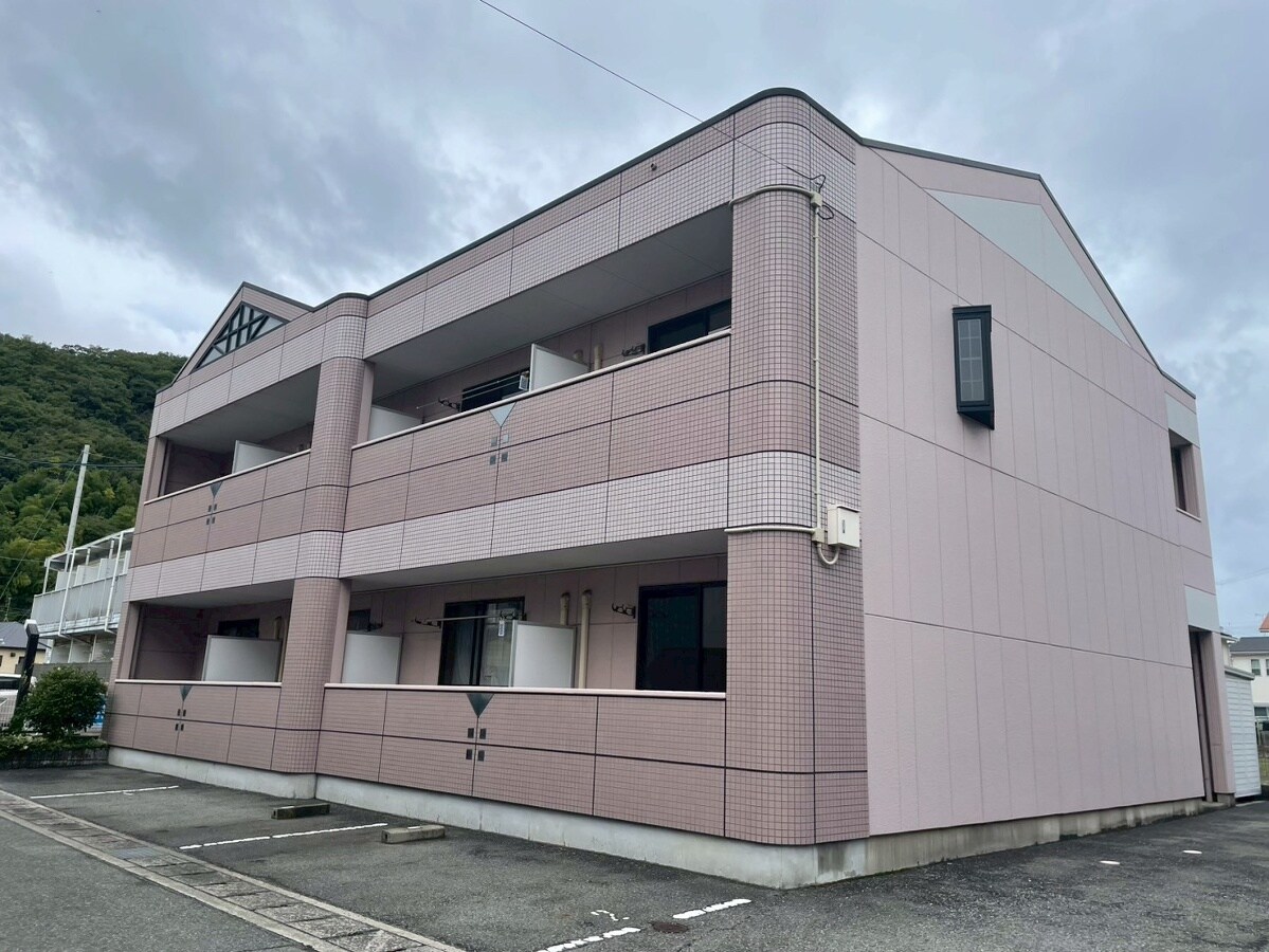 エスポア 井ノ口の物件外観写真