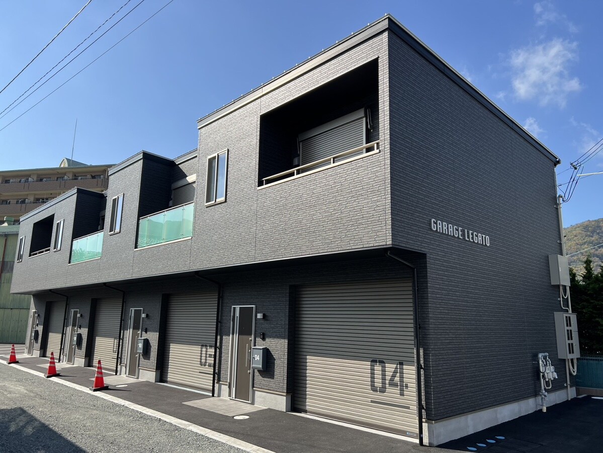 ガレージレガートの物件外観写真