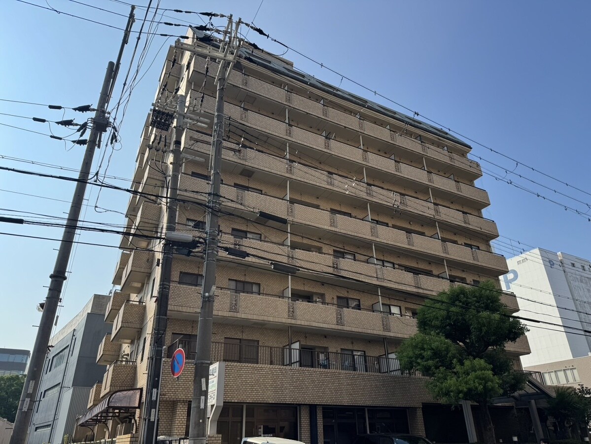 クリーンピア南大路時計台の物件外観写真