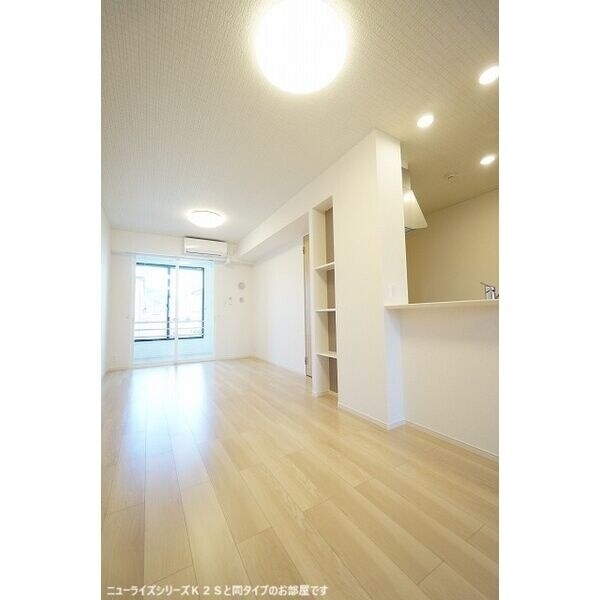 サクラ・コート阿成の物件内観写真