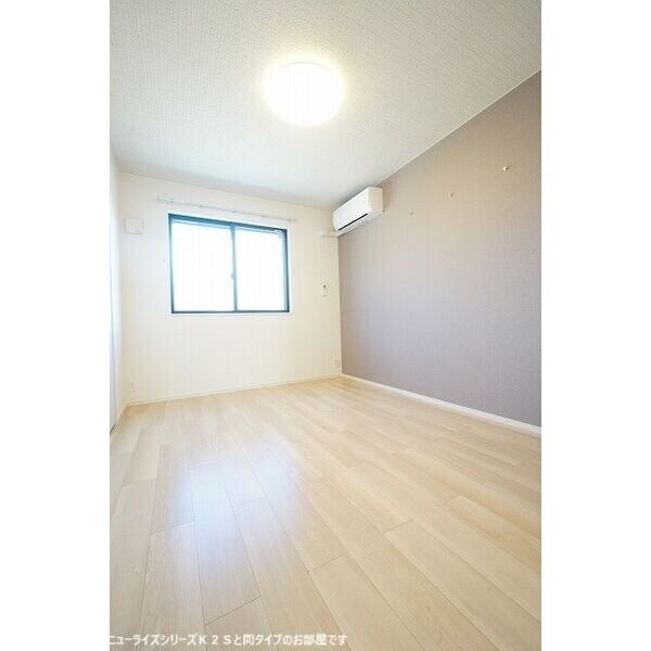 サクラ・コート阿成の物件内観写真