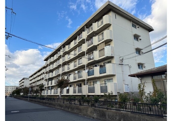 播磨城の宮 1号棟の物件外観写真