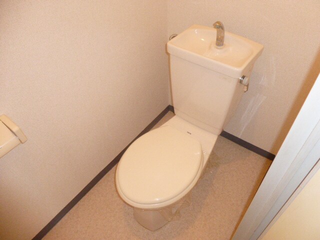 ブルーマウンテンの物件内観写真