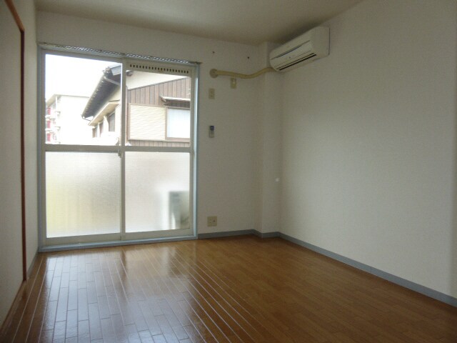 ブルーマウンテンの物件内観写真