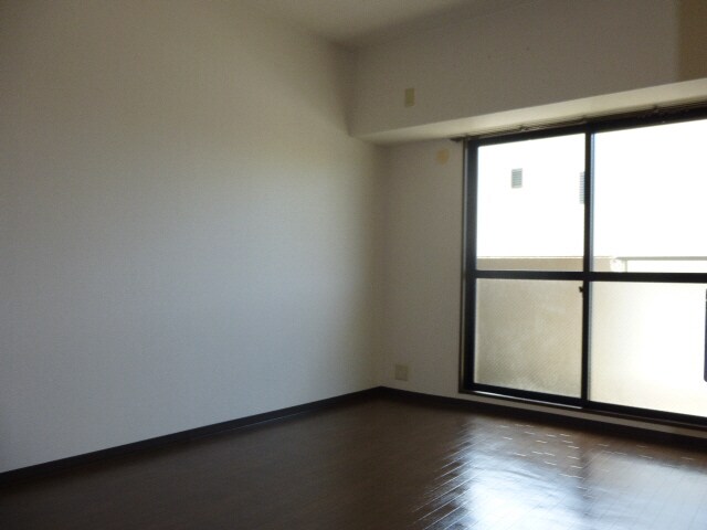 キャッスルコート東辻井の物件内観写真