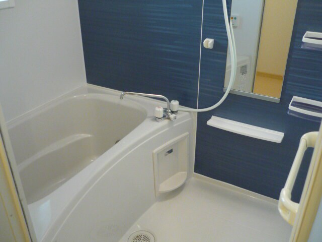 アイリスガーデンBの物件内観写真