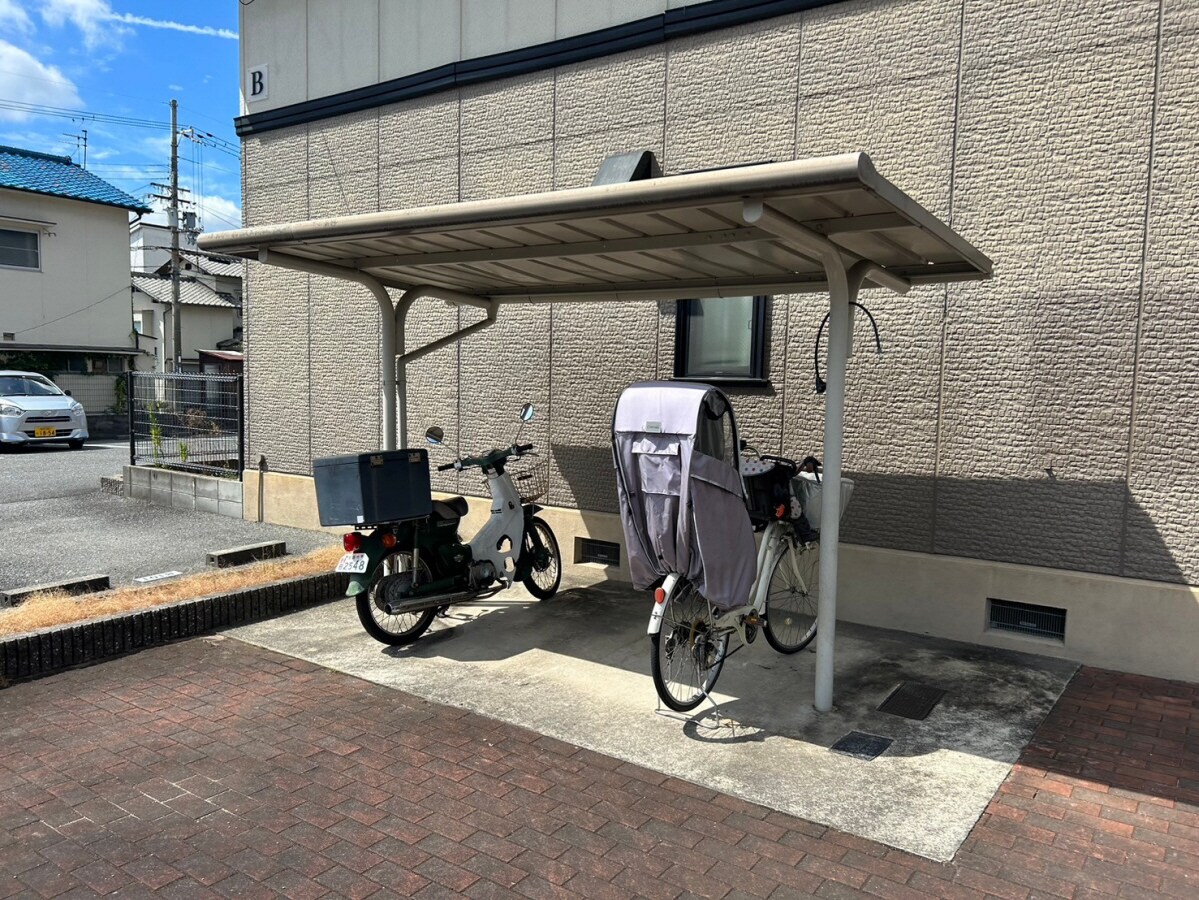 サニーハイツ田寺B棟の物件内観写真