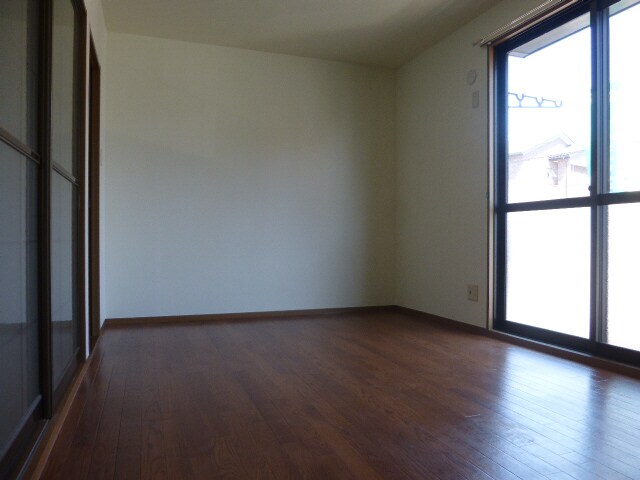 ハイカムールエレガンスの物件内観写真