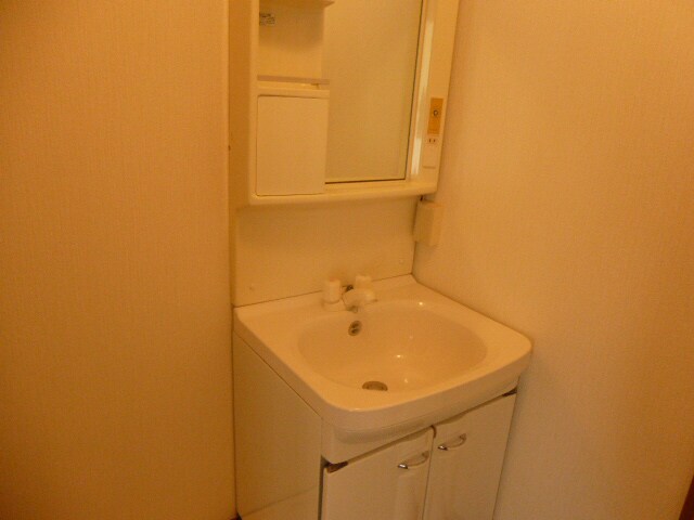 アベニュー安室の物件内観写真