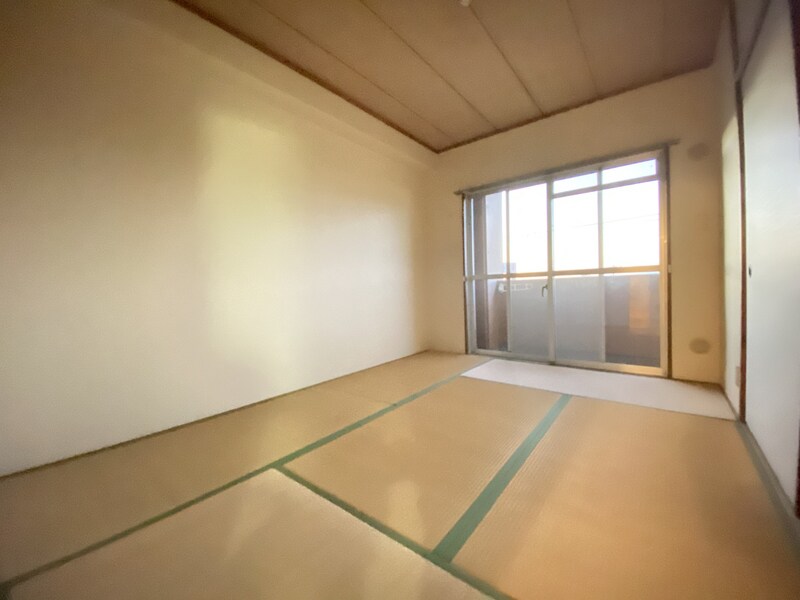 ロイヤルコーポ荒井の物件内観写真