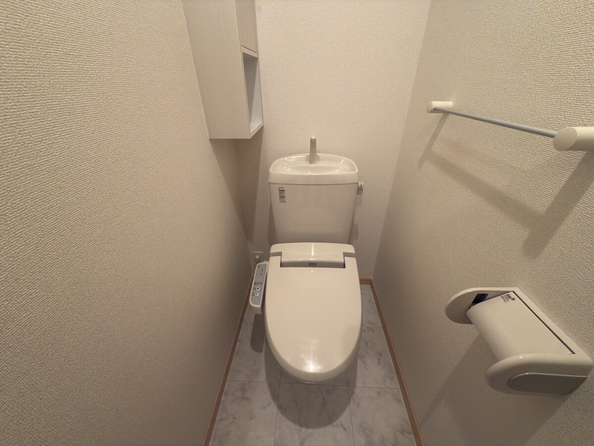 リジュール南条の物件内観写真