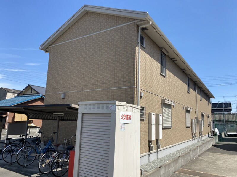 カーサドマーニの物件外観写真