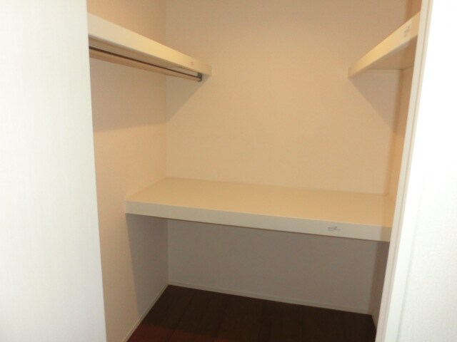 ヴィラ・フォレスティアの物件内観写真