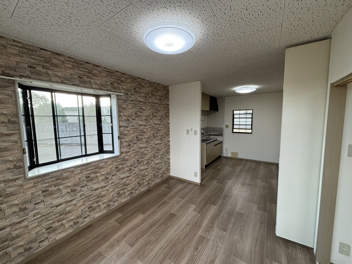 ハッピーバード市川の物件内観写真