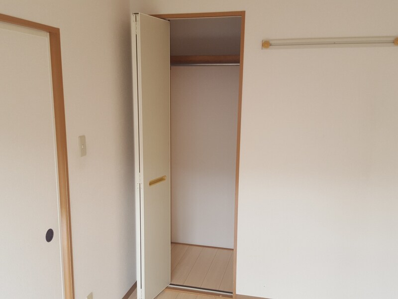 クレスト安室の物件内観写真