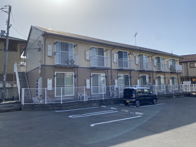 ロイヤルハイツⅡの物件外観写真