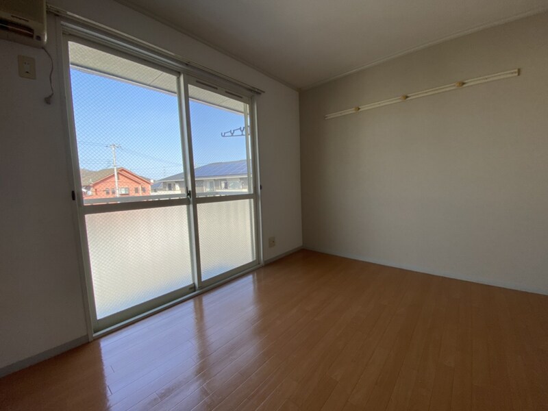 ロイヤルハイツⅡの物件内観写真