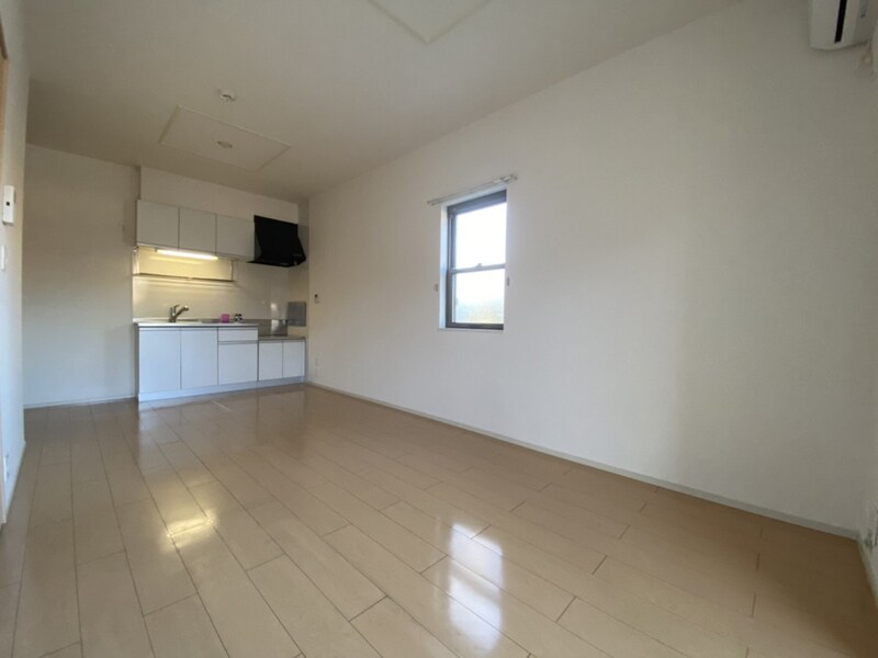 ホワイトローズの物件内観写真