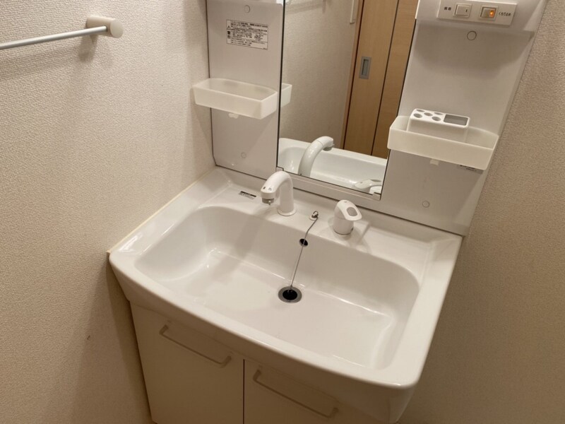 ホワイトローズの物件内観写真