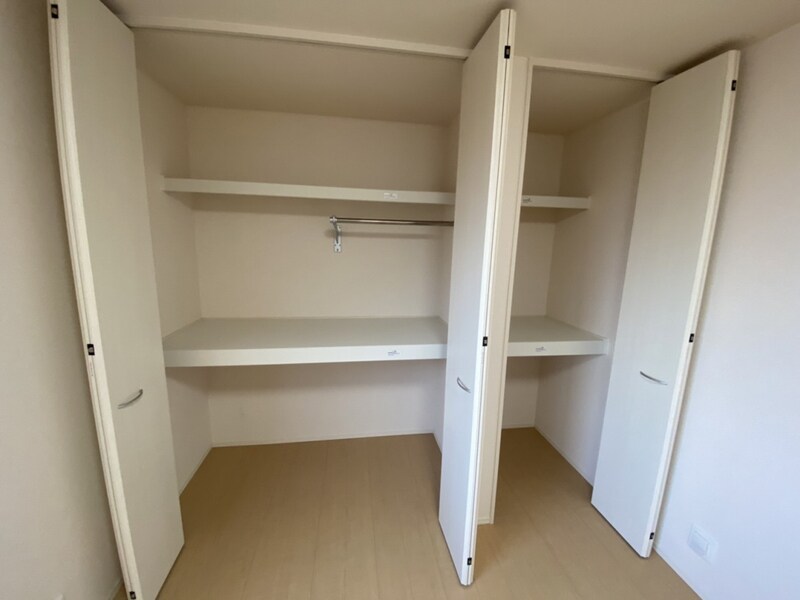 ヴィラ・フォレスティアの物件内観写真