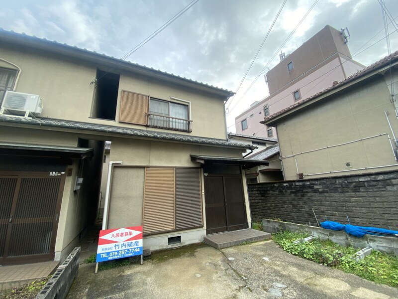 御着貸家 西棟(連立戸建て)の物件外観写真