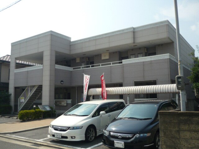 アラモード・Fの物件外観写真