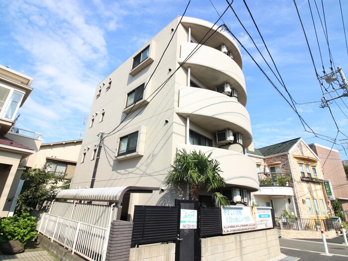 ファインクレストの物件外観写真