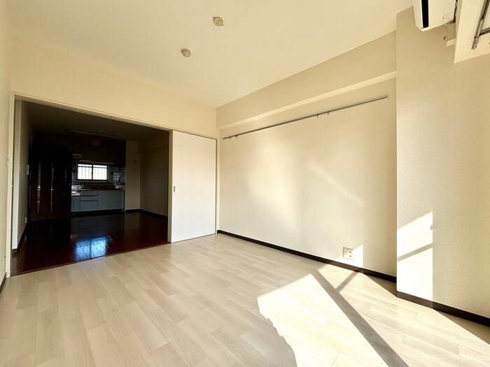 ロ－ドサイドヒルズの物件内観写真