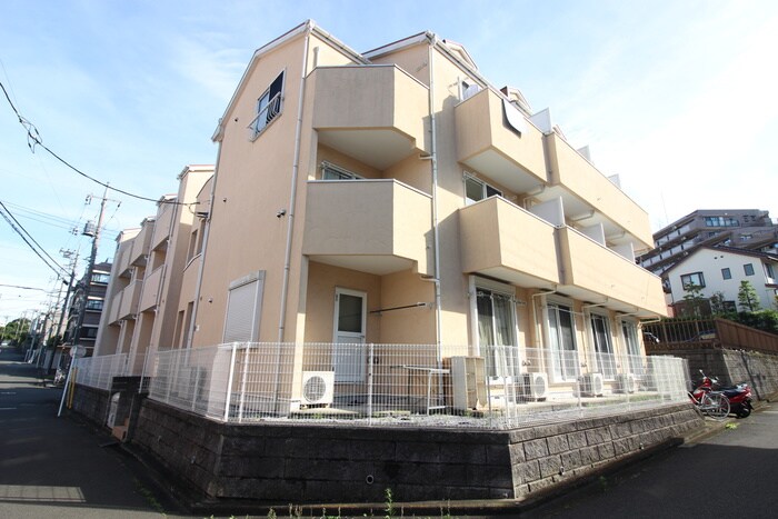 チェルシ－の物件外観写真