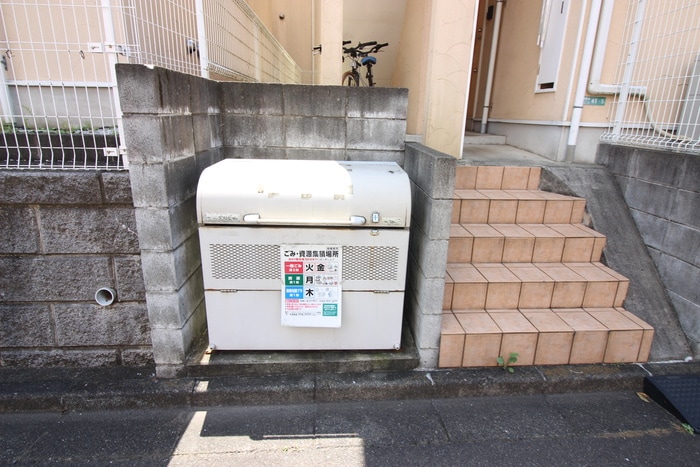 チェルシ－の物件外観写真