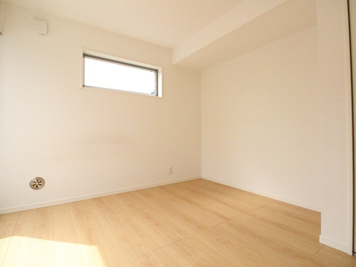 ラージフィールドの物件内観写真