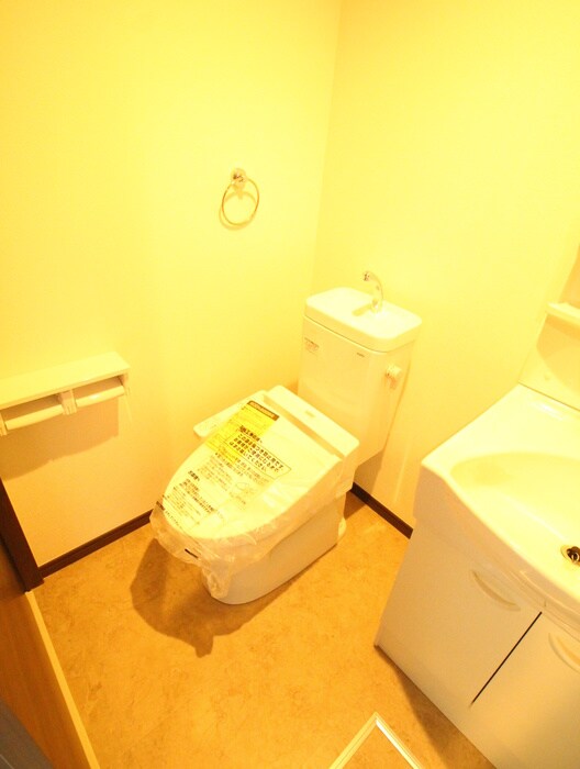 グランシャトー横浜の物件内観写真