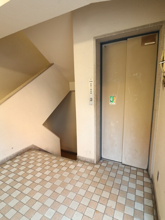 三分坂マンションの物件外観写真