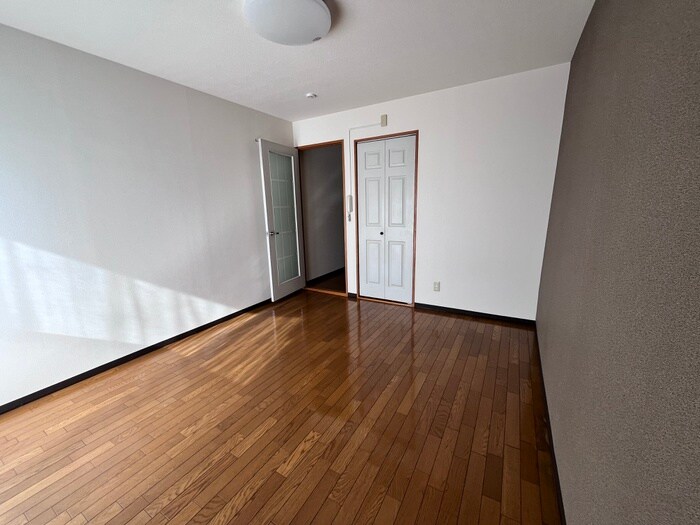 ル・シェルキタカドⅡの物件内観写真